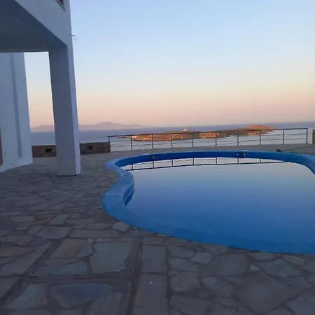 El Paradiso Kouroupi