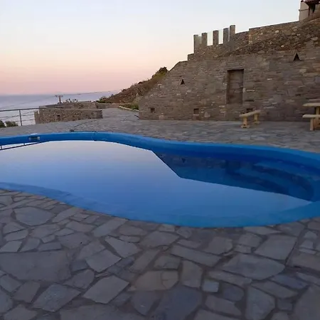 El Paradiso Kouroupi